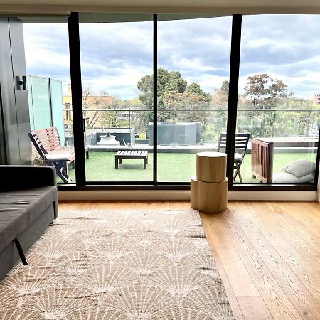 Readyset Apartments At Emerald Melbourne Ngoại thất bức ảnh